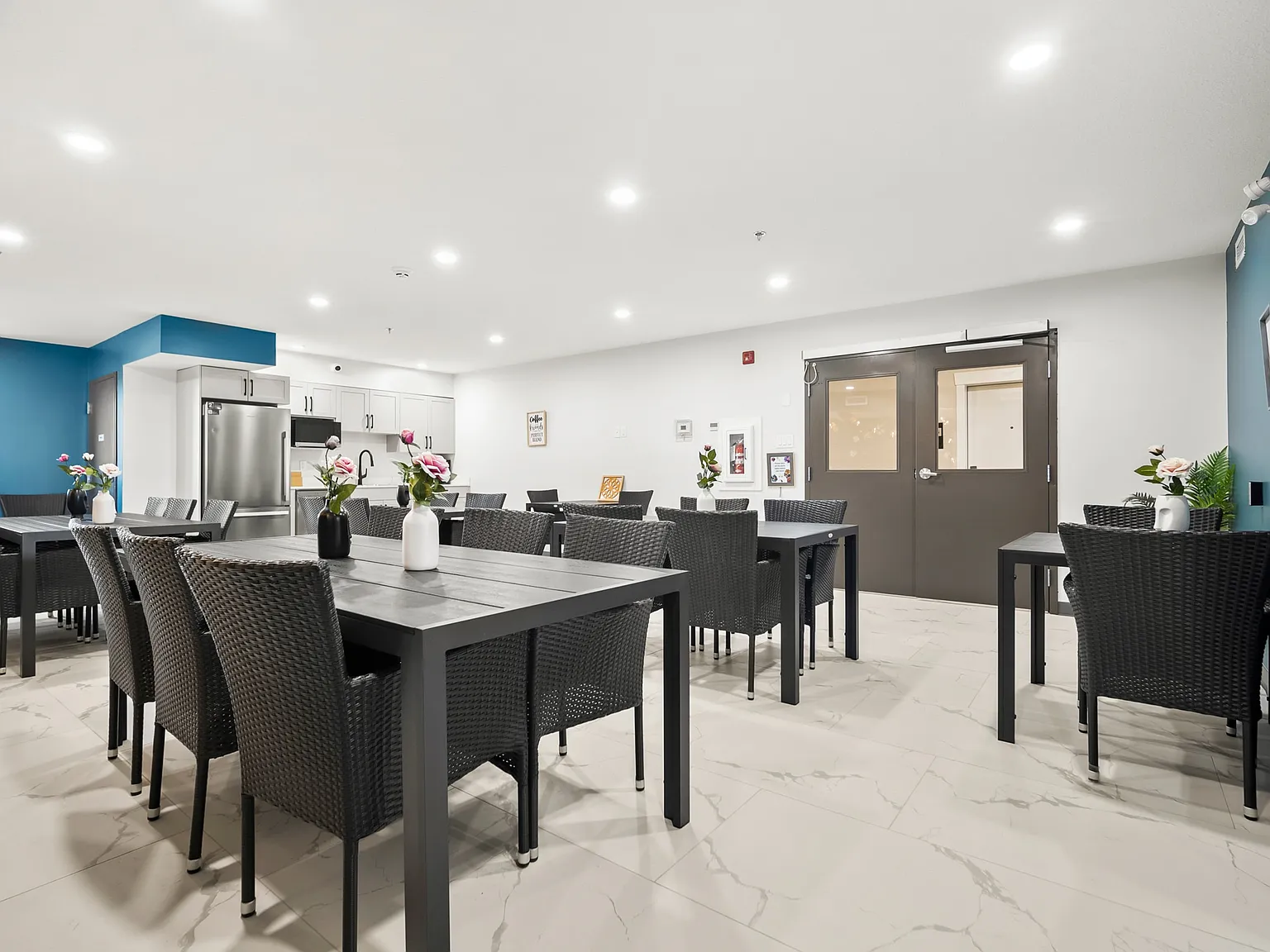Main Street Apartments — Photo 1
