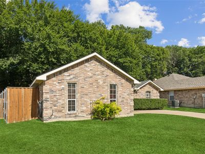933 Pecan Trl, Cedar Hill, TX, 75104