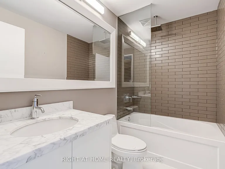 90 Park Lawn Rd #2316 — Photo 11