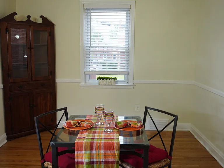 1710 Weston Ave — Photo 7