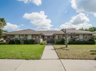 2422 Guerrero Dr, Carrollton, TX 75006
