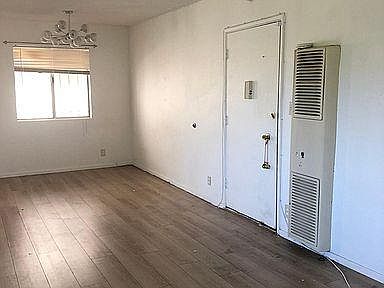 2nd image of 935 N Alfred St APT 5