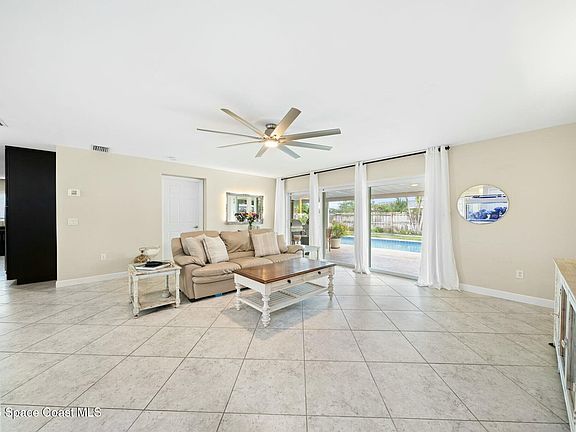 4th image of 1117 Cheyenne Dr