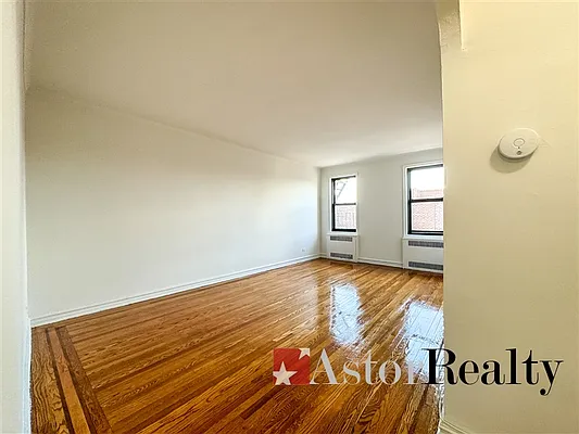 Rented by Astor Realty | media 9