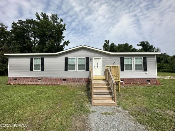 2642 Belgrade Swansboro Road, Maysville, NC 28555