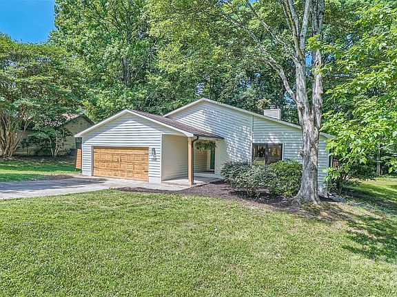 2nd image of 7440 Sheffingdell Dr