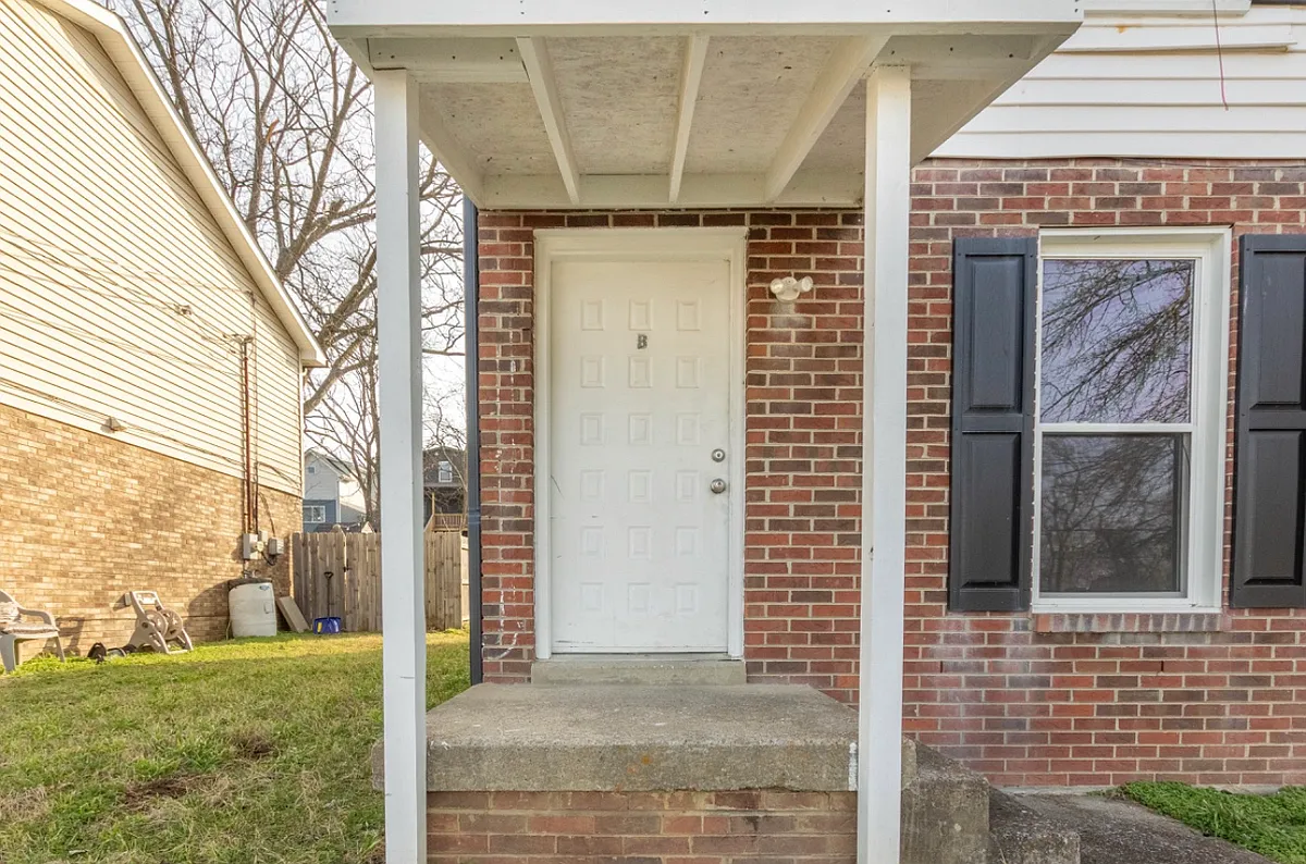 Building Photo - 2619 Pennington Ave
