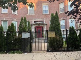 5617 S Calumet Ave, Chicago, IL 60637