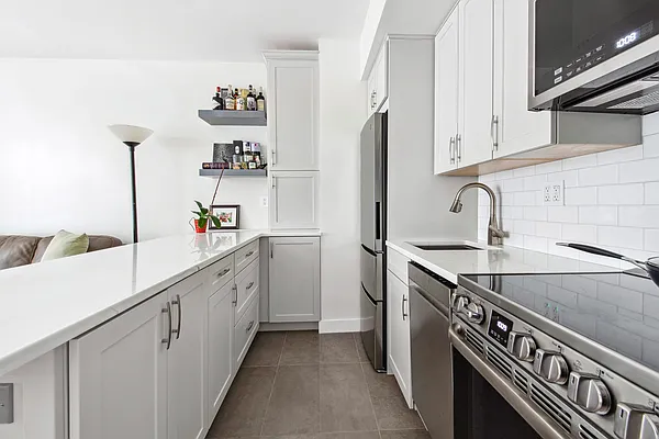 Rented by Compass | media 4