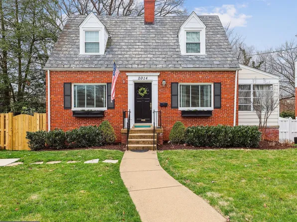 2014 Scroggins Rd, Alexandria, VA 22302