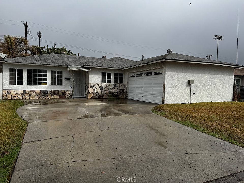 1st image of 13453 Moccasin St