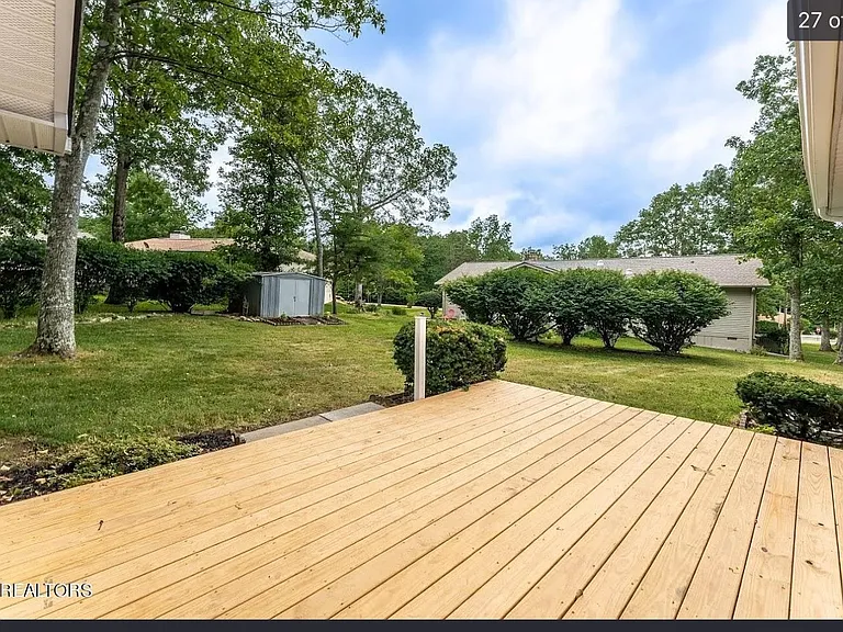 143 Fairhaven Dr — Photo 27