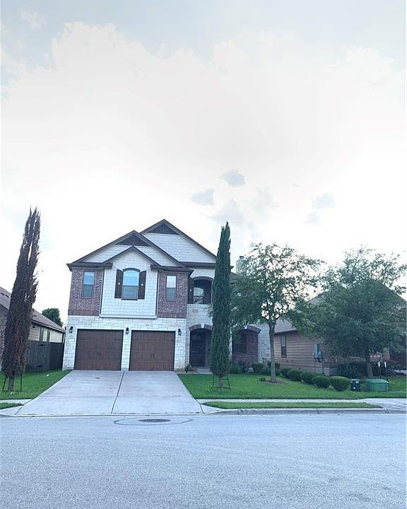 1st image of 14320 Lake Victor Dr