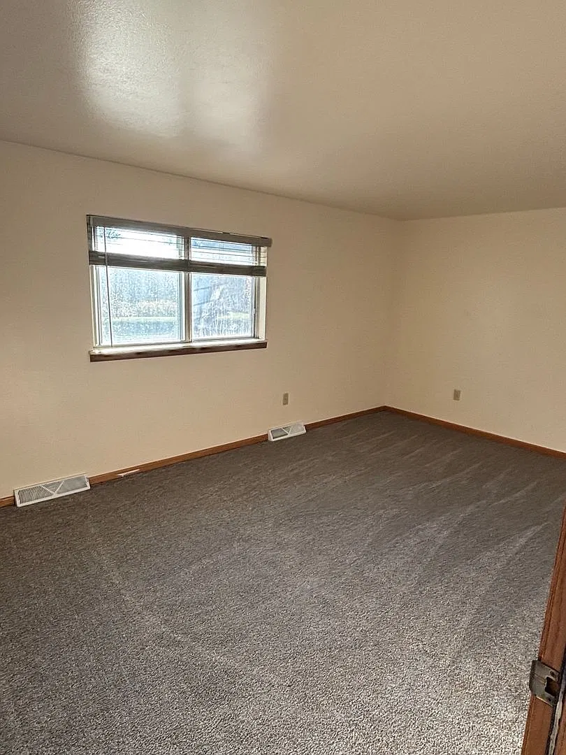 1022 Main Street Apartments, LLC — Photo 4