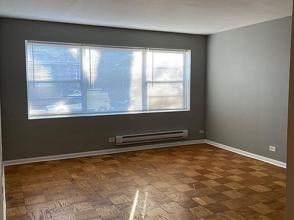 2nd image of 1030 Chicago Ave APT 107