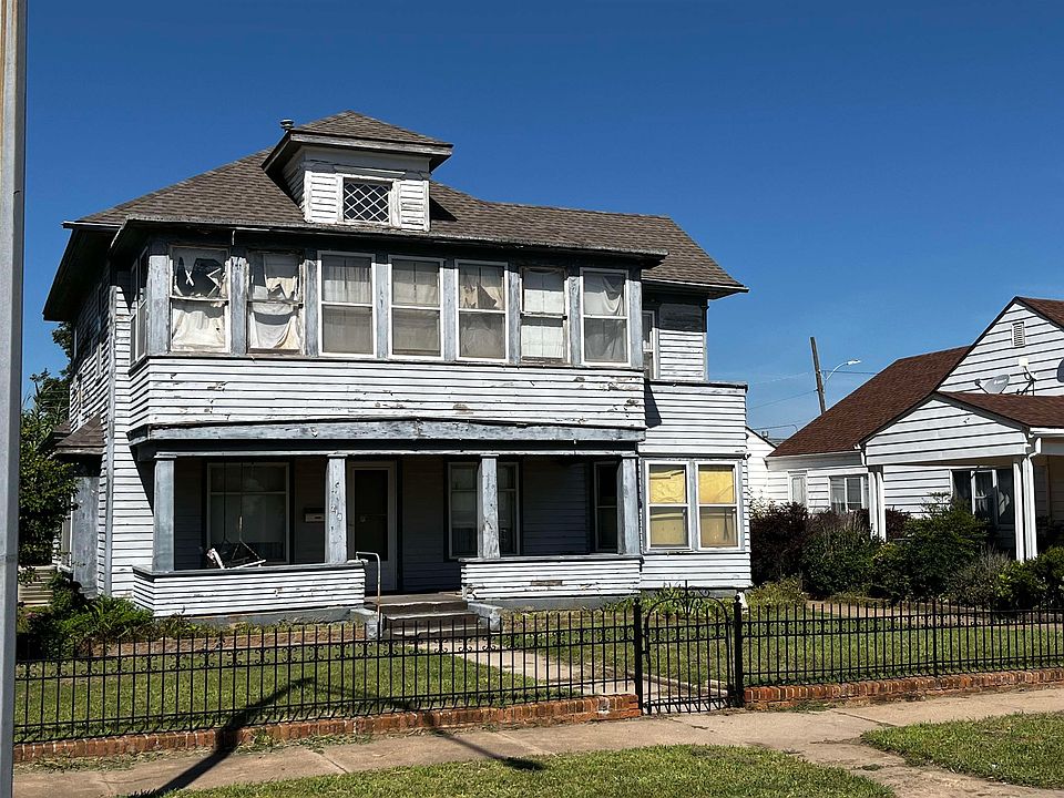 1st image of 219 N Main St