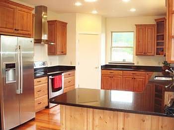 3rd image of 1319 Warbler Dr