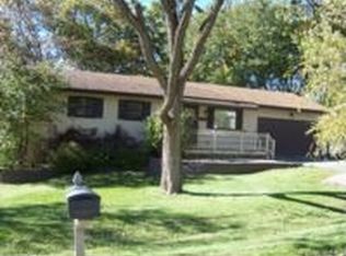2717 Benjamin Dr, Wonder Lake, IL 60097