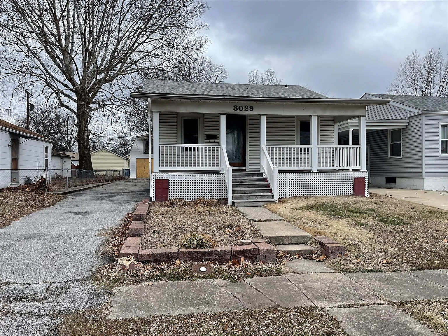 3029 Washington Ave photo 1