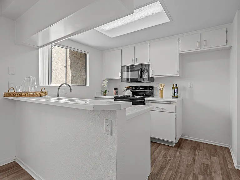 Highland Meadows — Photo 39