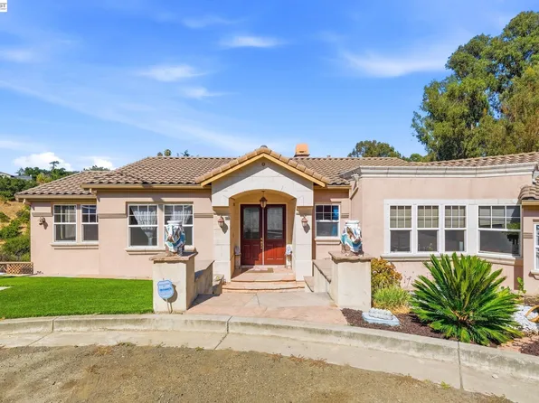 1769 Carmel Ct, Hayward, CA 94541
