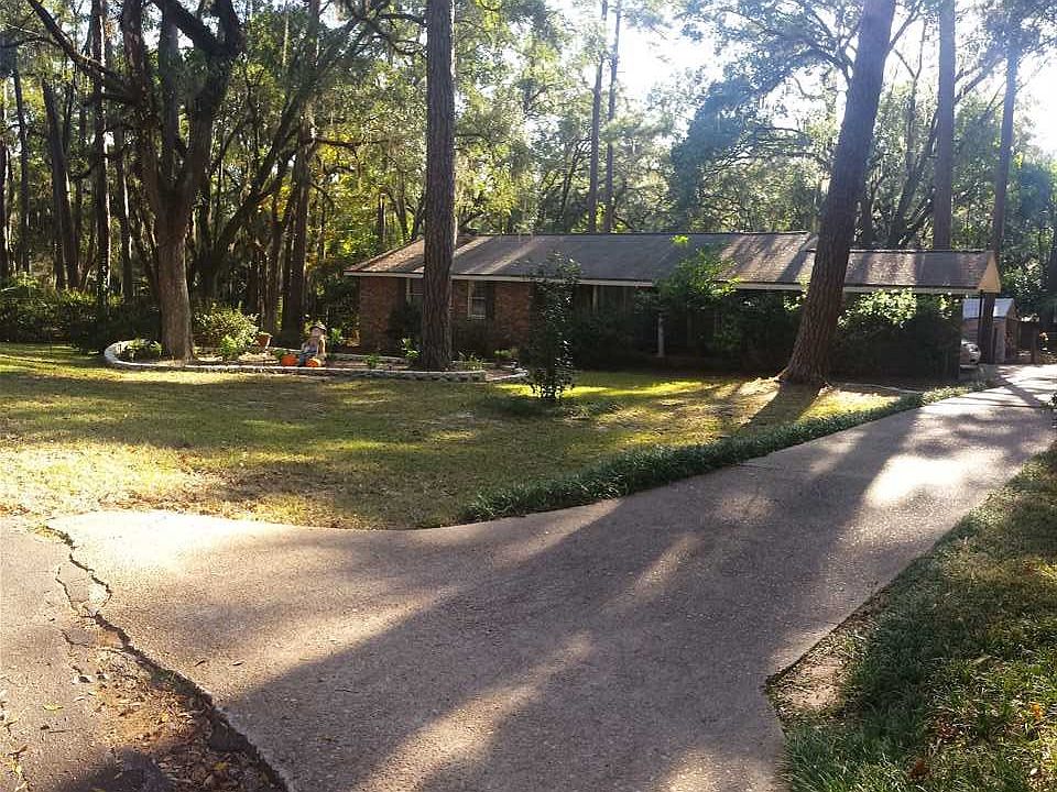 1st image of 2110 Evergreen Dr