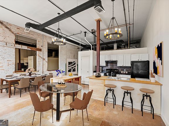4th image of 585 White Cir APT 509