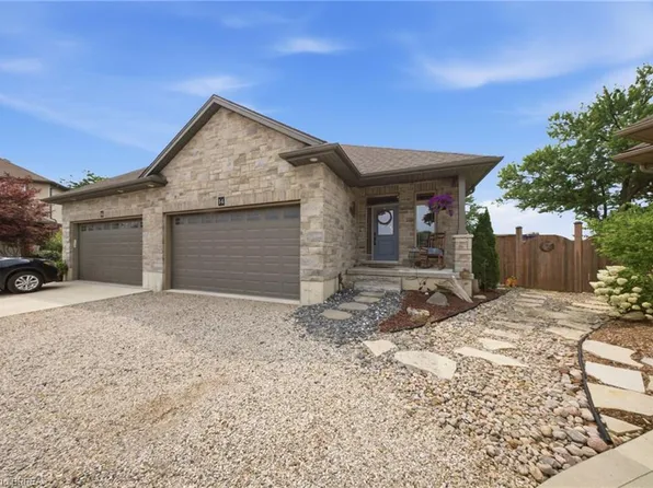 14 Ridgewood Ct, Woodstock, ON N4T 0E5