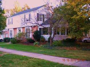 901 S Seminary Ave, Park Ridge, IL 60068