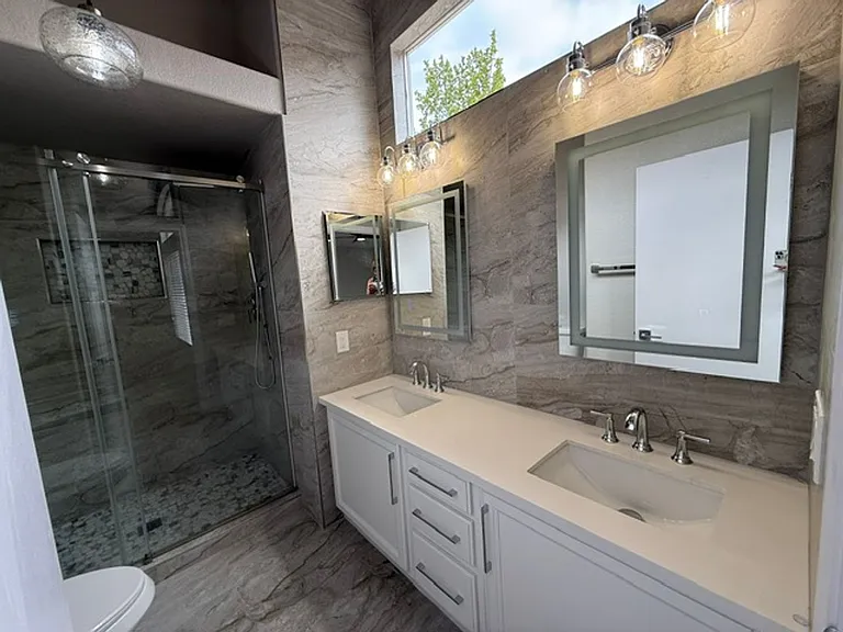 7873 Bridgefield Ln — Photo 32