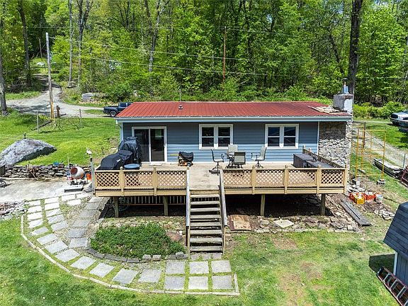 4th image of 257 Forest Dr