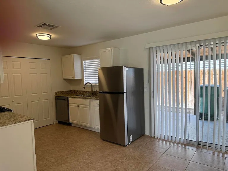 52395 Avenida Carranza — Photo 7