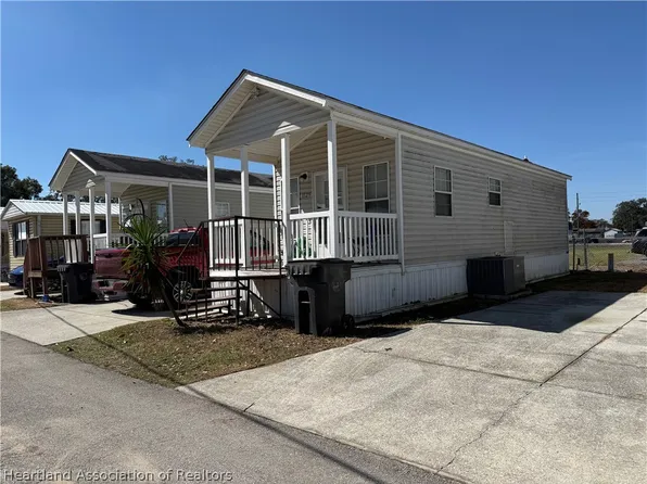 1129 Chicago Bulls St, Avon Park, FL 33825