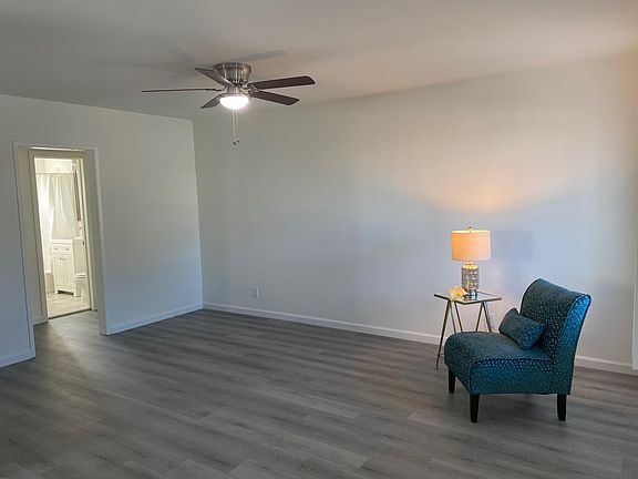 5th image of 21020 Wood Ave APT D