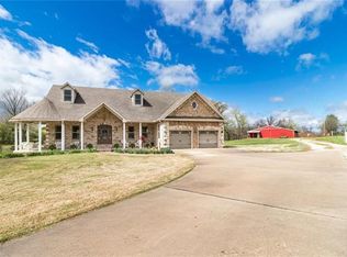 5732 W County Line Rd, Springdale, AR 72762
