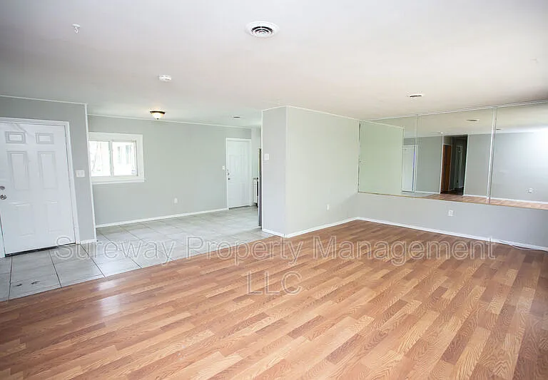 17 Snowdon Ln — Photo 4