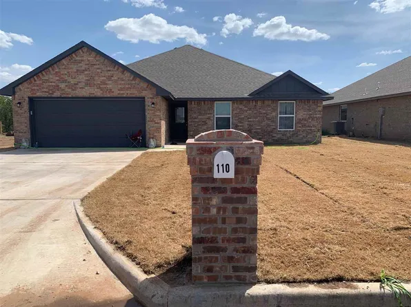 110 NW Elm Ave, Cache, OK 73527