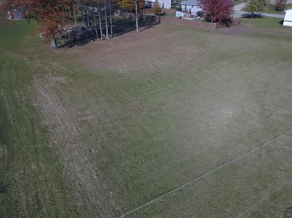 899 Tanglewood Dr, Mansfield, OH 44906