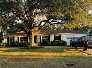 110 Tanbridge Rd, Wilmington, NC 28405