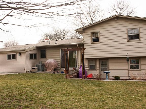 2nd image of 7160 Martin Ave SE