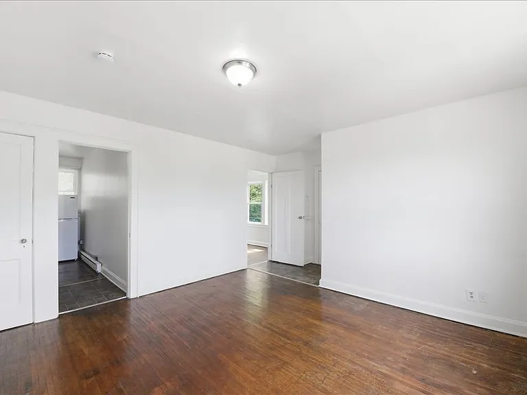 3970 Vine St #7 — Photo 9