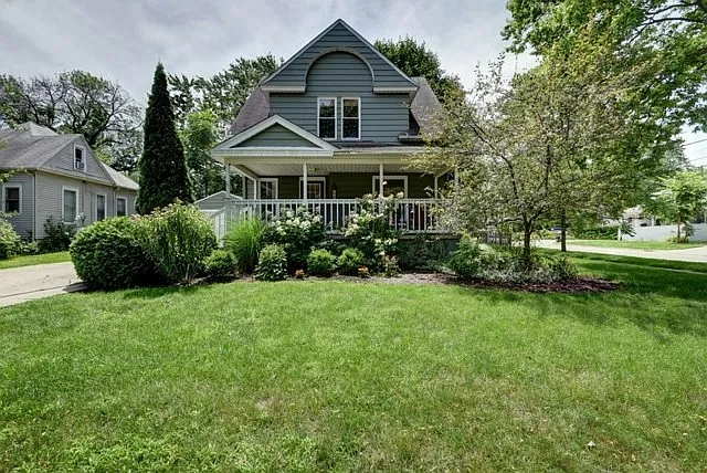511 W Columbia Ave photo 1