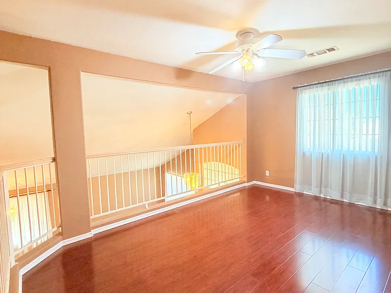 338 E Palomino Ct — Photo 14
