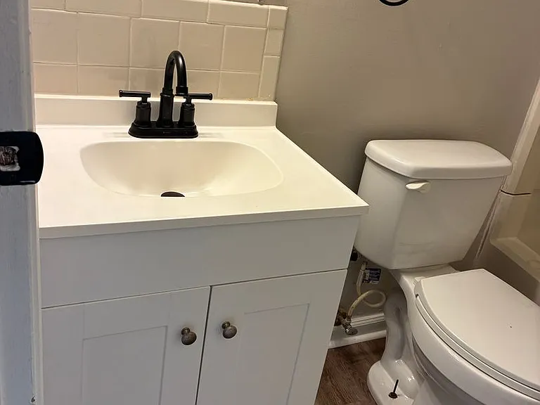 Waynedale Circle Apartments — Photo 44