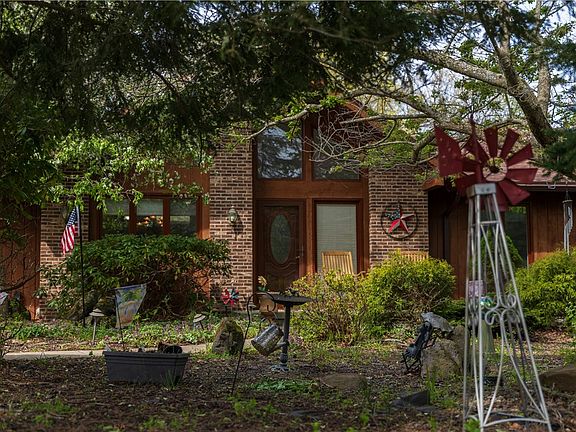 4th image of 763 Herman Rd