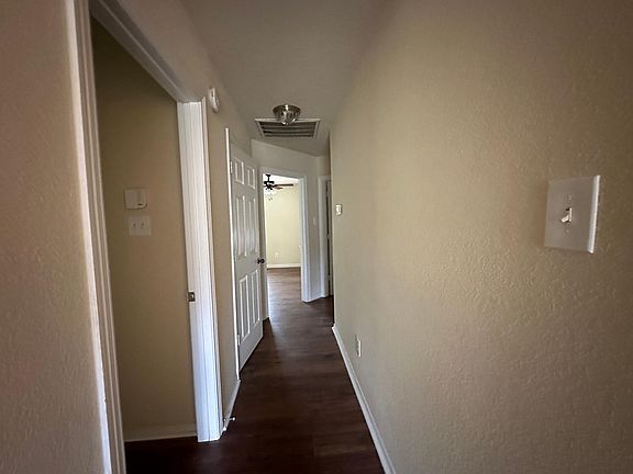 5th image of 223 Colony Lake Ct