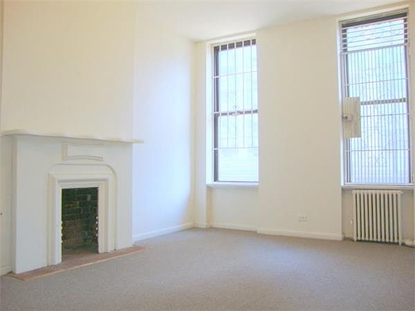 1st image of 1605 2nd Ave Frnt 2