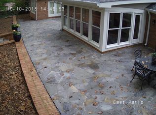 618 Saint Annes Rd, Marietta, GA 30064