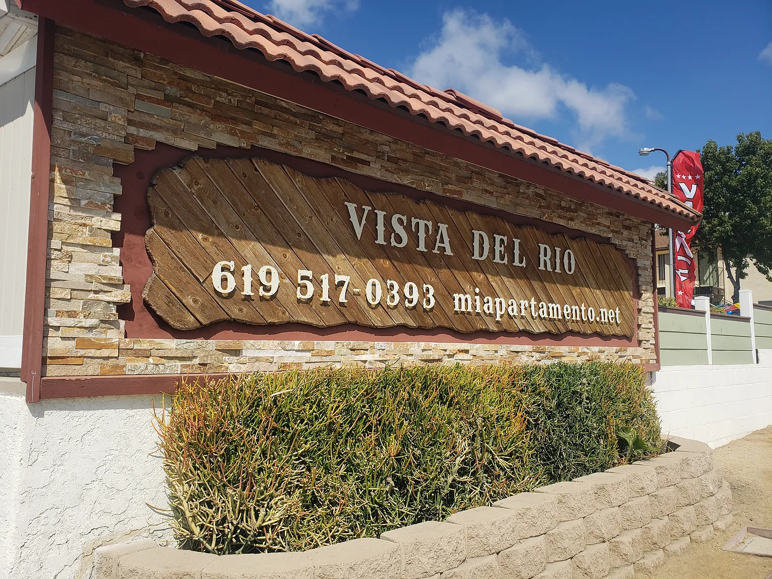 Vista Del Rio Apartments — Photo 3