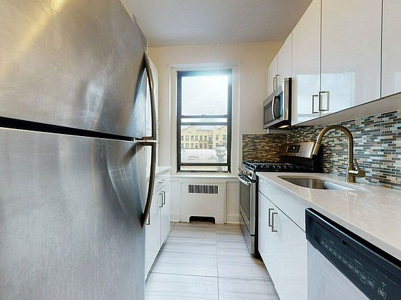 3rd image of 8315 Lefferts Blvd APT 3K